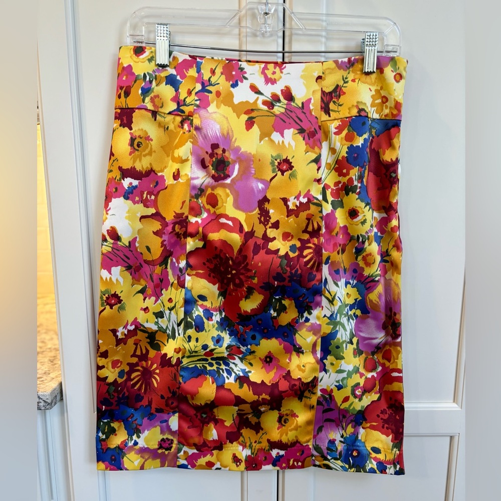 NY Collection SKIRT Sz 6 Classic Pencil Side Zip Vivid Classic Floral Colorful
